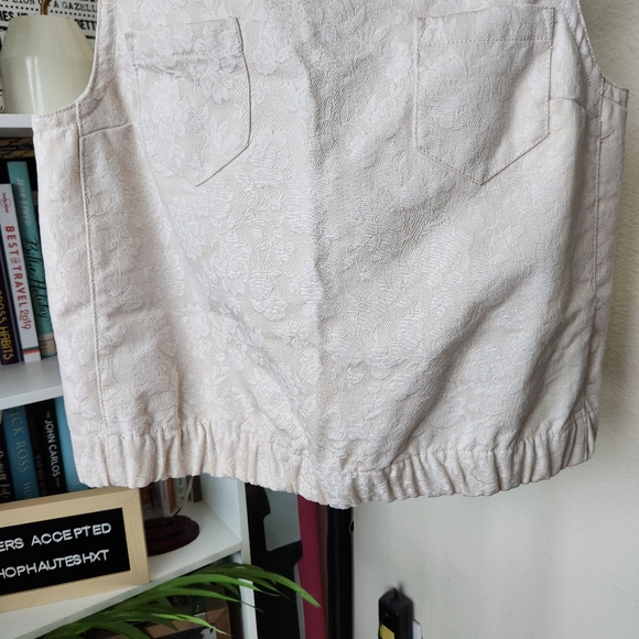 Marc Jacobs Cream Chambrae Top - Picture 2 of 6